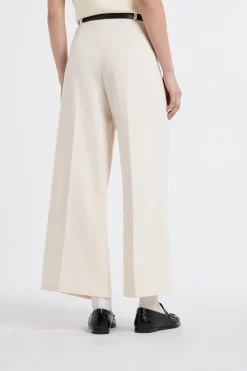 Pantalón cropped