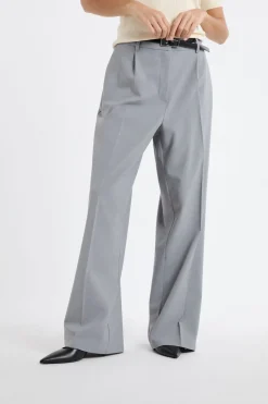 Pantalón de traje ancho