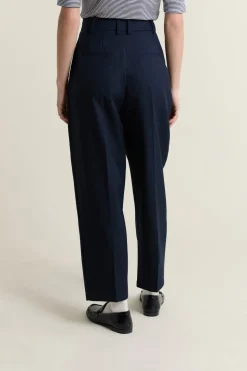 Pantalones acampanados