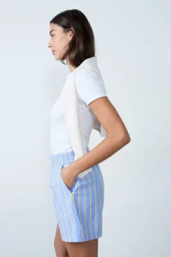 Pantalones cortos a rayas