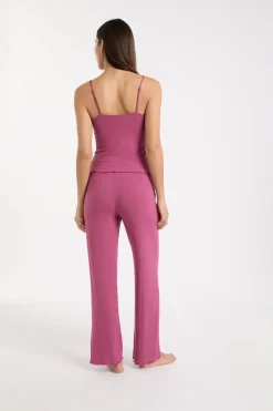 Pijama de dos piezas de punto acanalado con detalles de encaje