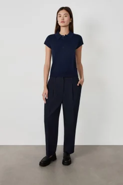 Polo de manga corta con botones