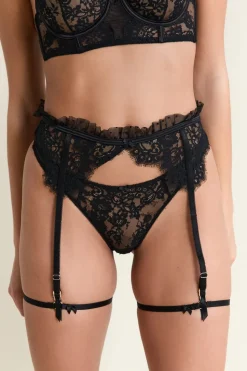 Porte-jarretelles en dentelle