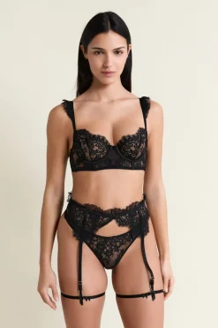 Porte-jarretelles en dentelle