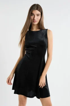 Robe courte en velours