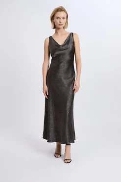 Robe satinée à imprimé serpent