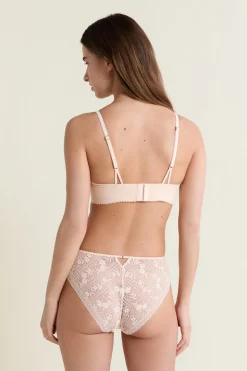 Soutien-gorge N.8 - Le triangle sans armatures en dentelle