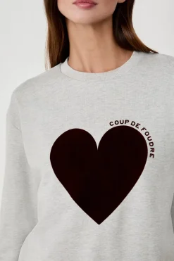 Sudadera estampada corazón