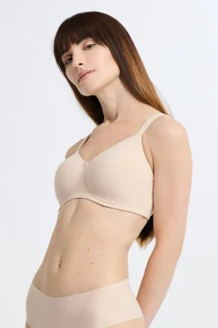 Sujetador con copas finas sin aros post-mastectomía
