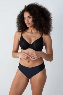 Sujetador de copas finas