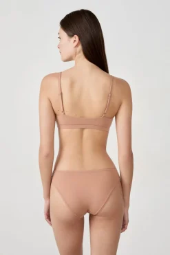 Sujetador de microfibra