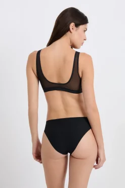 Sujetador de microfibra