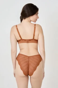 Sujetador N. 9 - Balconet de encaje