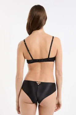 Sujetador N.4 - Copas finas con bordado floral