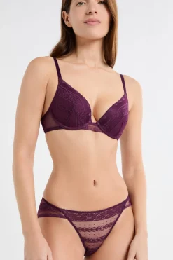 Sujetador N.2 - El push-up escote pronunciado de encaje