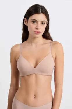 Sujetador sin aros de copas finas de microfibra