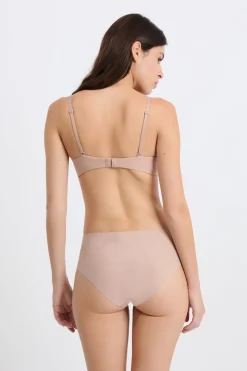 Sujetador sin aros de copas finas de microfibra