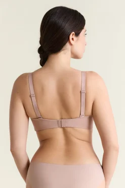 Sujetador sin aros de copas finas de microfibra