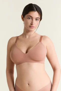 Sujetador sin aros de copas finas de microfibra