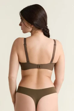 Sujetador sin aros de copas finas de microfibra