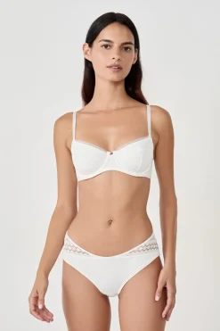 Sujetador sin relleno