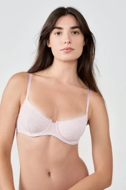 Sujetador sin relleno