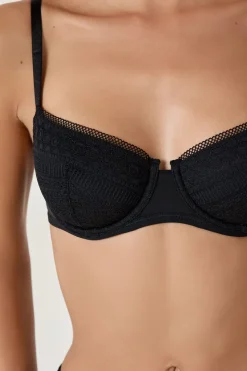 Sujetador sin relleno