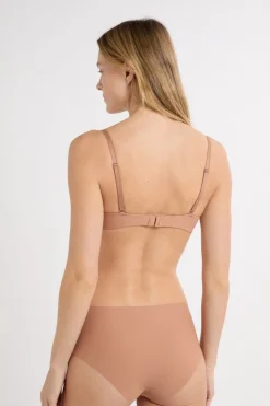 Sujetador sin relleno de microfibra