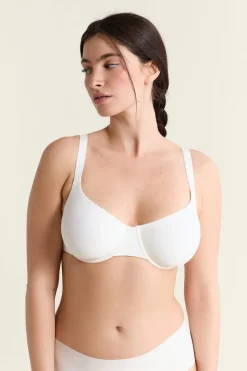 Sujetador sin relleno de microfibra