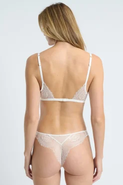 Sujetador triangular de encaje