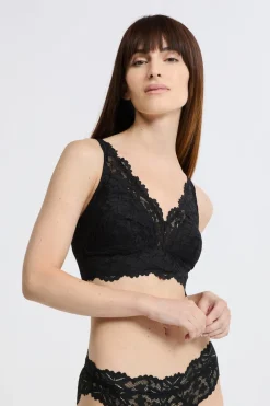 Sujetador triangular sin aros post-mastectomía