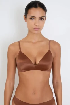 Sujetador triangular sin aros