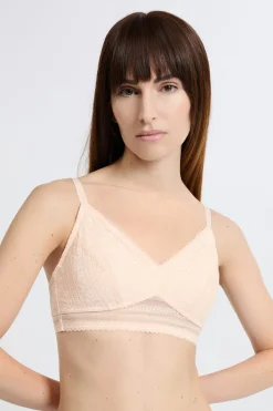 Sujetador triangular sin aros post-mastectomía