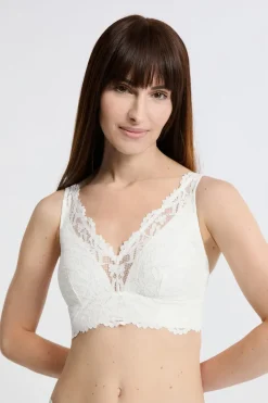 Sujetador triangular sin aros post-mastectomía