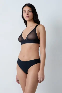 Sujetador triangular sin aros