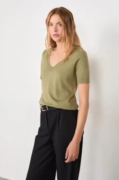 Suéter cuello en V manga corta