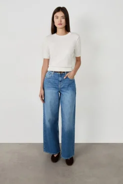 Suéter de manga corta cuello redondo