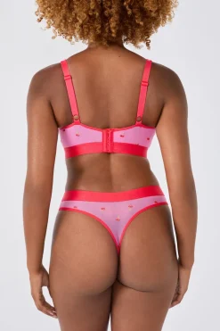 Tanga con bordado Etam x Lemonade Dolls