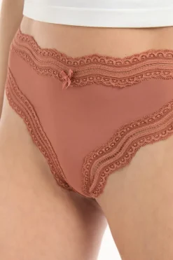 Tanga con bordes de encaje de microfibra