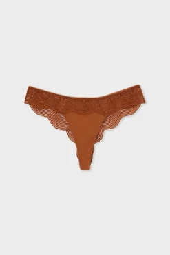Tanga con encaje