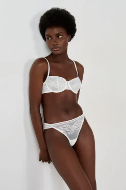Tanga de encaje