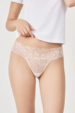Tanga de encaje