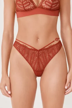 Tanga de encaje
