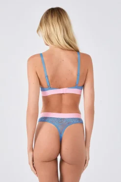 Tanga de encaje Etam x Lemonade Dolls