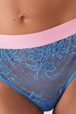 Tanga de encaje Etam x Lemonade Dolls