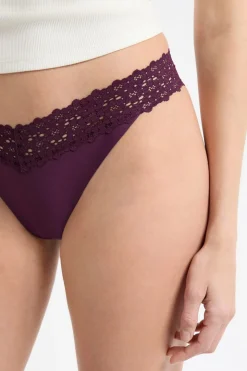 Tanga de microfibra y encaje