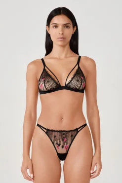 Tanga de tul bordado