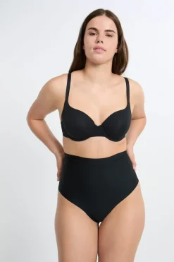 Tanga moldeador - fuerte sujeción