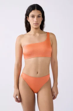 Top bikini asimétrico