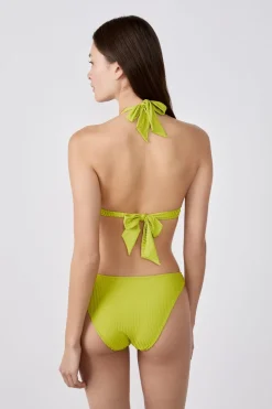 Top bikini triangular sin aros